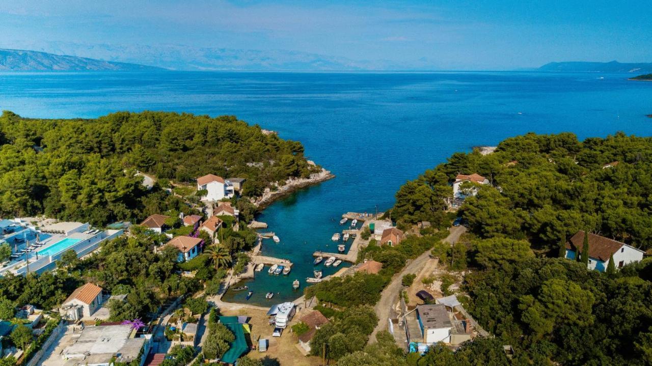 Holiday Hvar Lux Basina Exterior photo